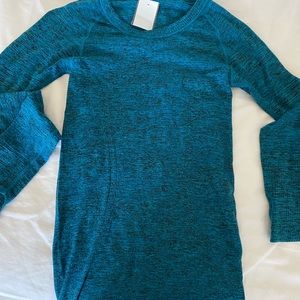 Lululemon long sleep top